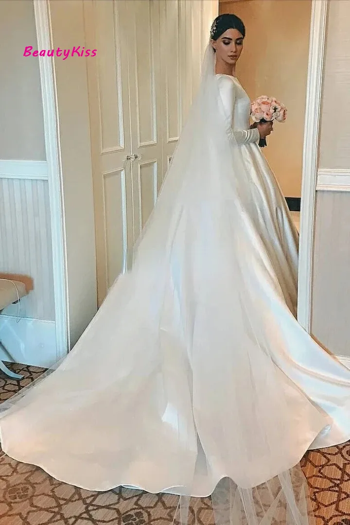 Modest White Satin Wedding Dresses with Long Sleeves A-Line Scoop Muslim Bridal Gowns Court Train vestido de noiva