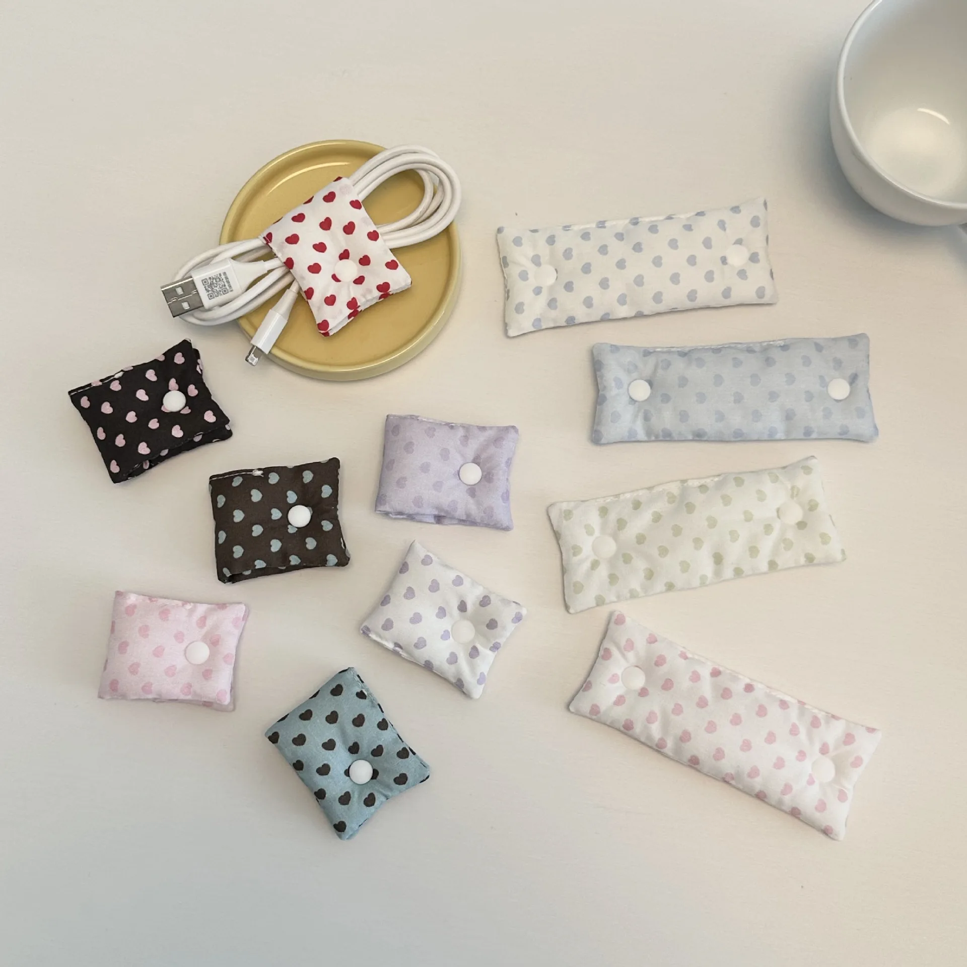 Heart Polka Dot Fabric Cable Organizer Portable Cord Winder Data Charging Earphone Wire Storage Buckle