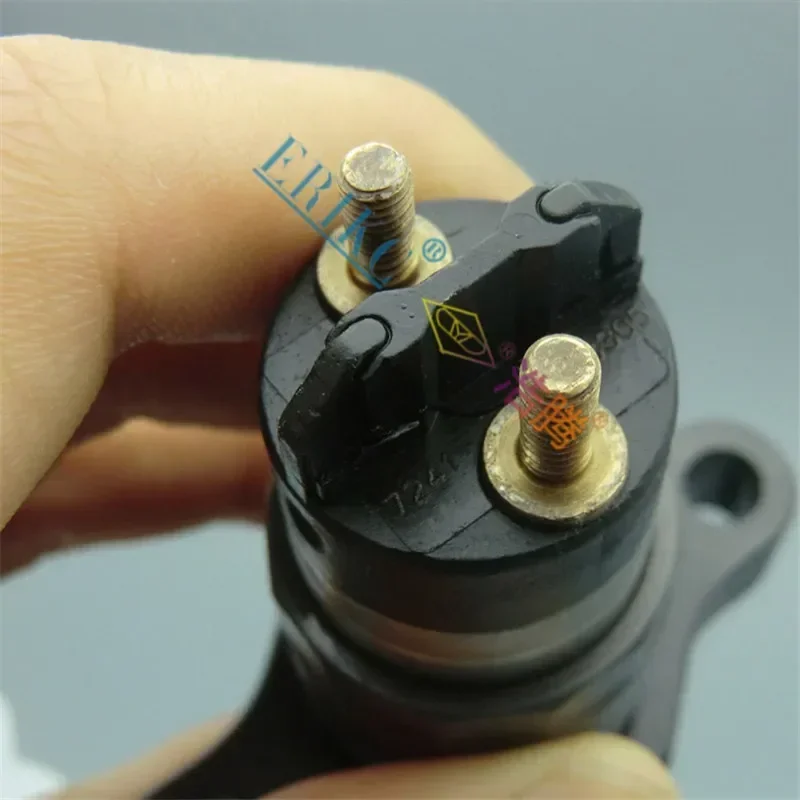 0445120007 0986435508 Diesel Fuel Injector 0445 120 007 Engine Nozzle for Bosch Cummins 2830224 2830957 2897271