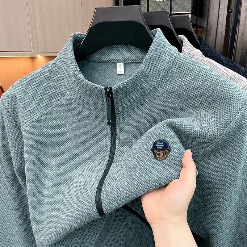 Herren-Herbstjacke, neue Mode, bestickt, Stehkragen, Reißverschluss, winddicht, warm, einfarbig, langärmelig, Business-Herrenbekleidung – Detail 4