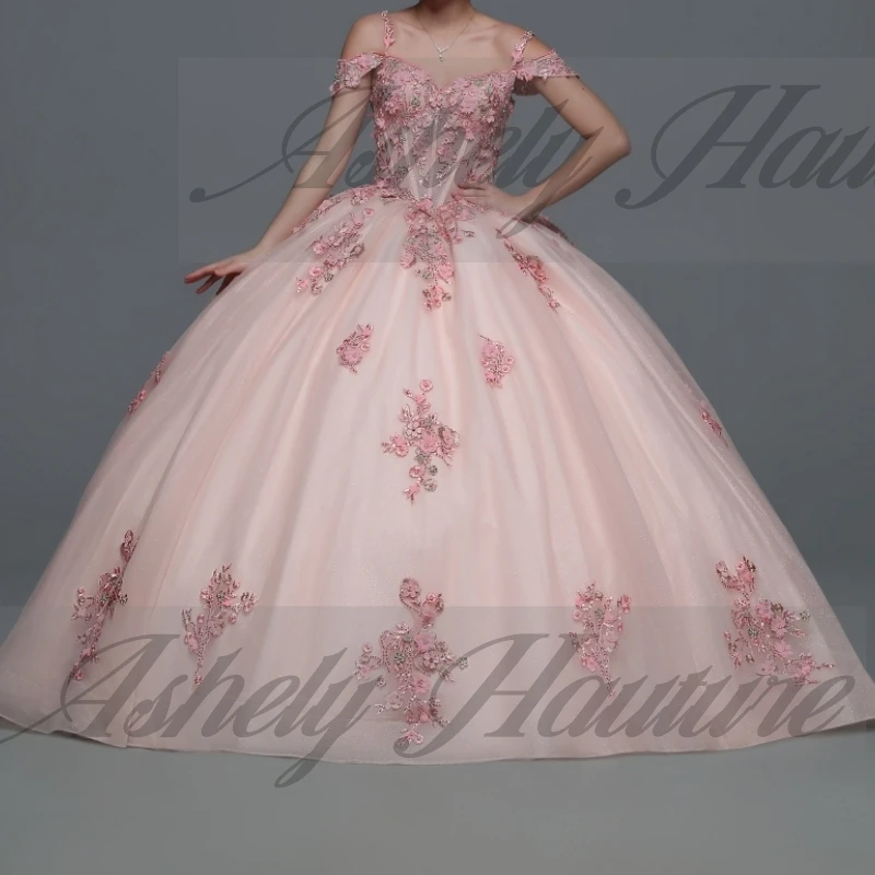 ที่กําหนดเอง Elegant Quinceanera ชุดลูกไม้ Applique Corset Ball Gown ผู้หญิงพรหมชุดวันเกิด Vestido De xv Anos 15 16