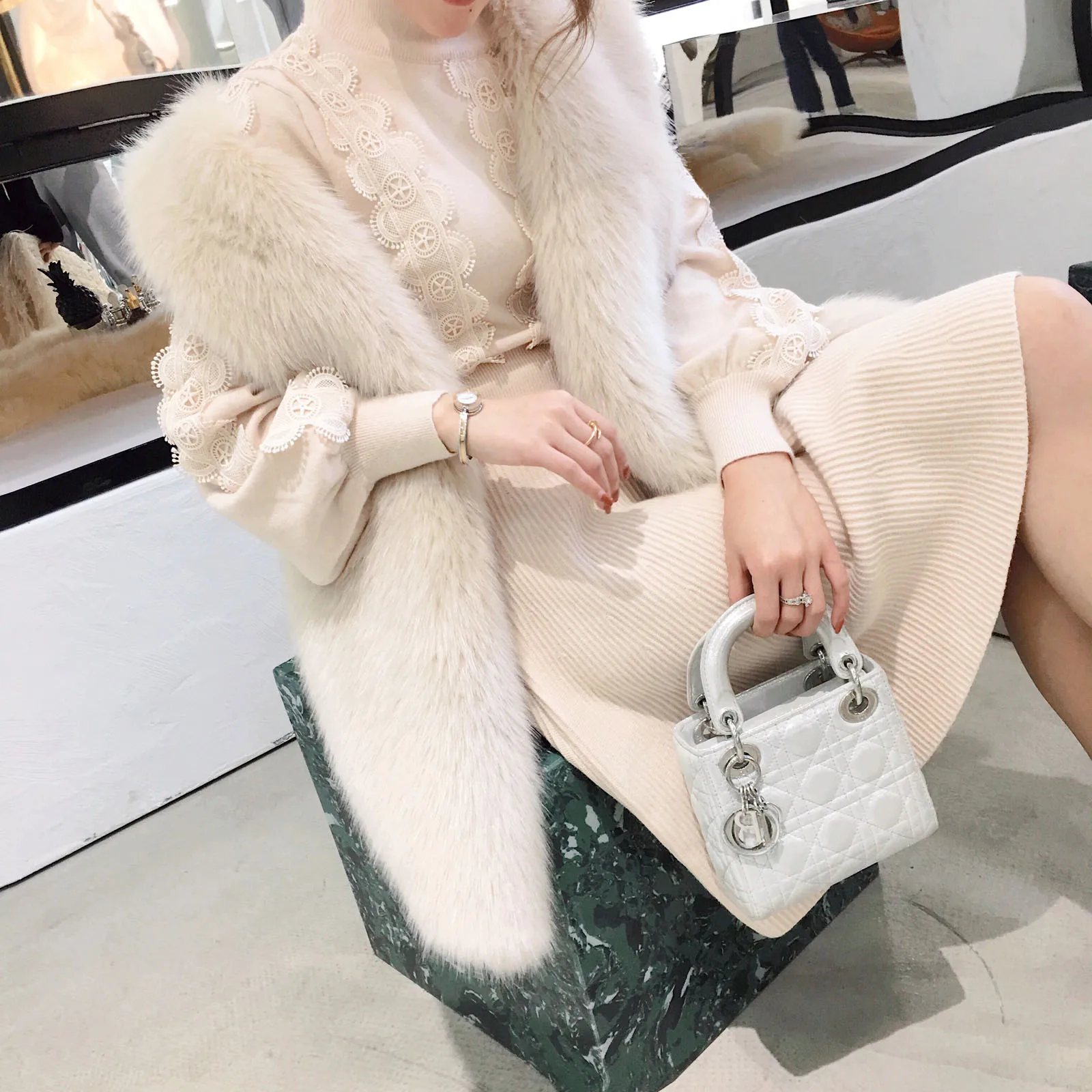 Autumn and Winter Korean Version of Celebrity Imitation Fur Fur Integrated Vest Jacket Imitation Fox Hair Artificial Fur Vest
