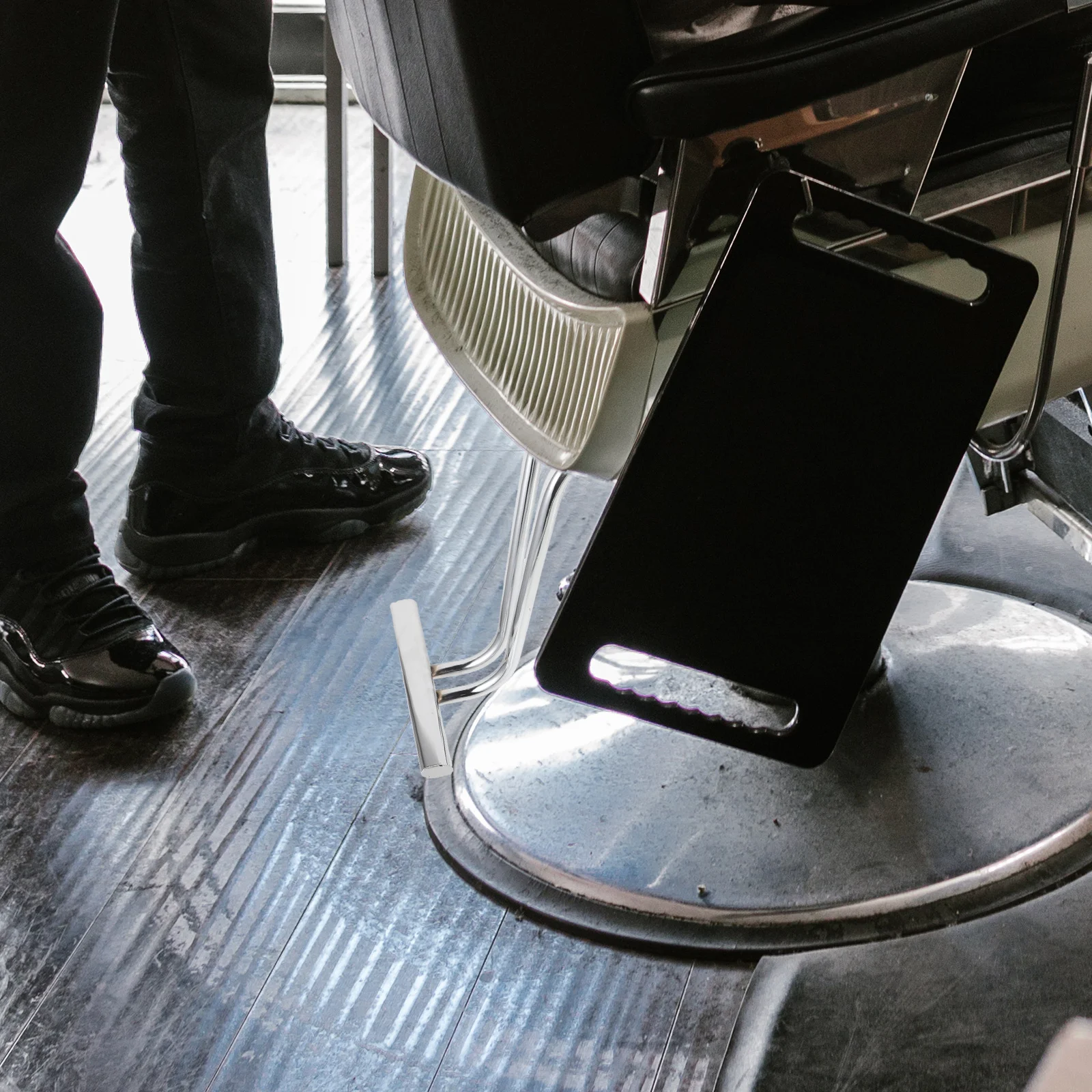 Professional Salon Chair Foot Rest Stainless Steel Heavy Duty Replacement Footplates for Barber Chairs Universal Fit Comfortable