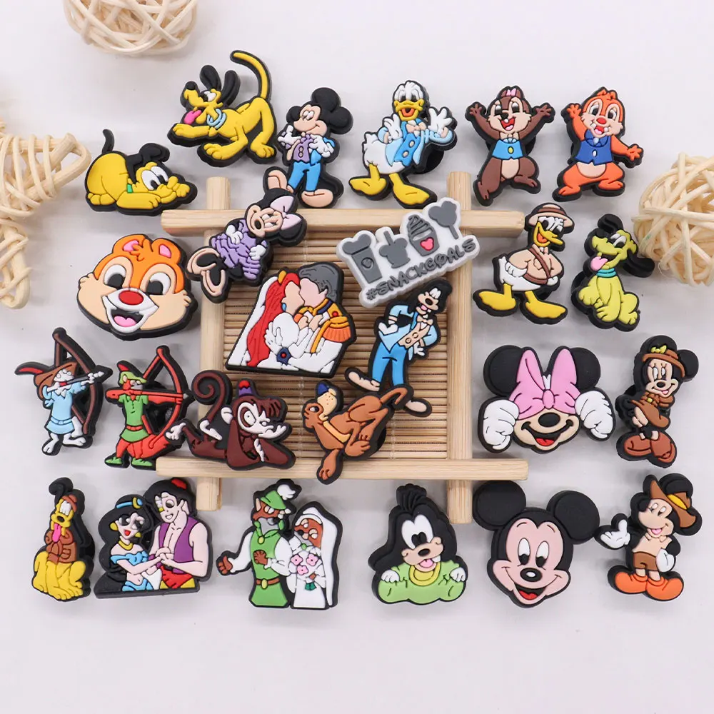 Hot Sales 1-25Pcs Cute Dogs Pluto Donald Duck Kids Shoe Buckle Charms Mickey Fashion Decorations DIY Disney Phone Case