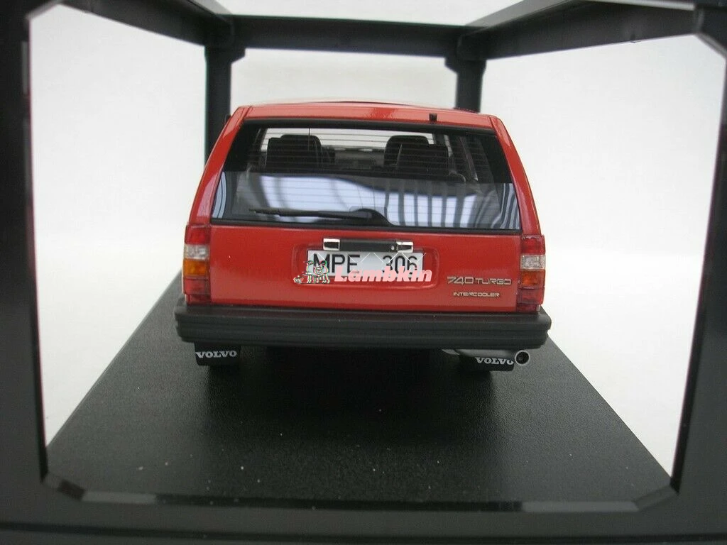 Cult 1:18 For Volvo 740 Turbo Estate 1988 Red Regal Wagon Model Ornament Miniature Classic Car