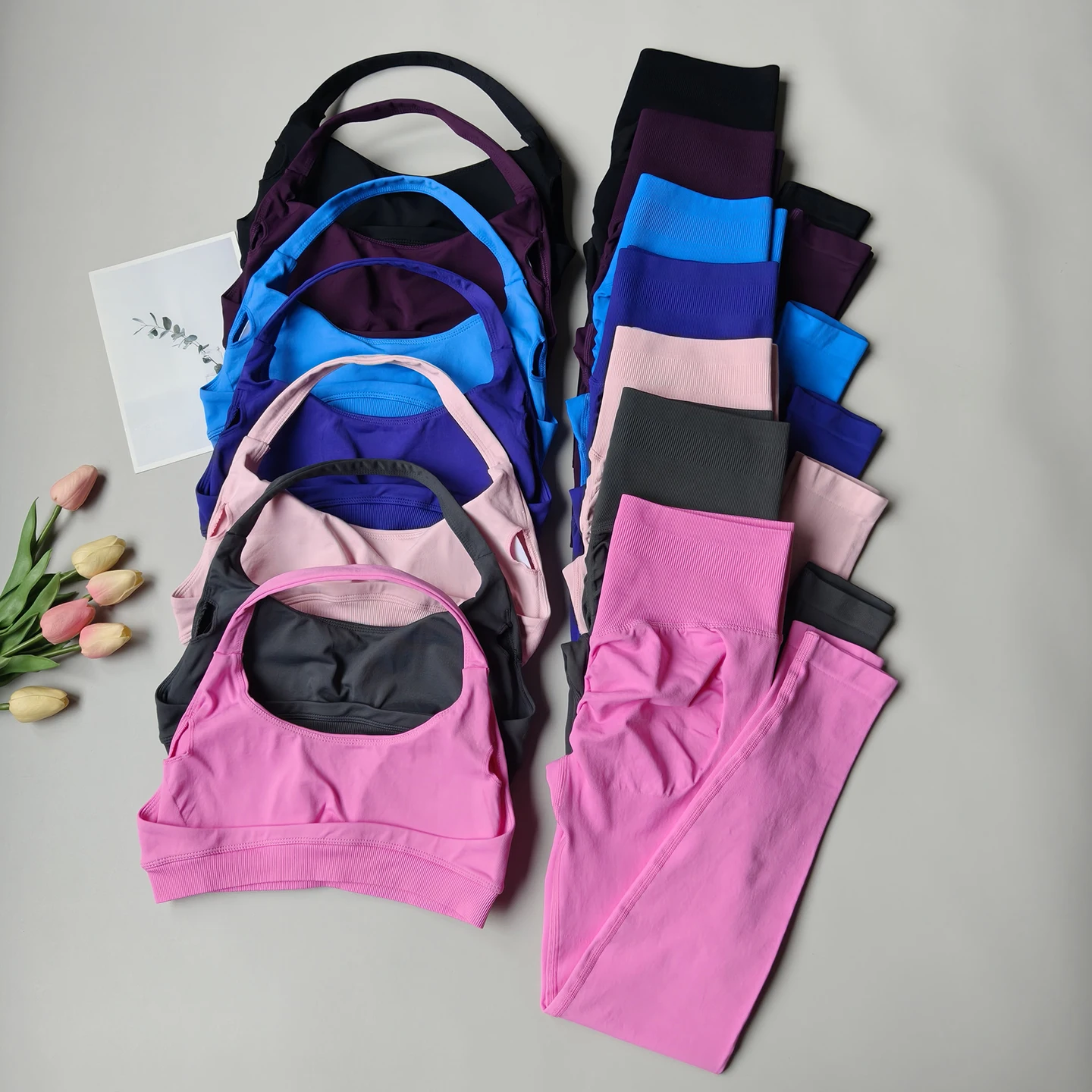 2 Pieces Women's Yoga Suit Seamless Fitness Gym Clothes Halter Sports Bra Matching Yoga Leggings for Workout Sets Gym Outfit