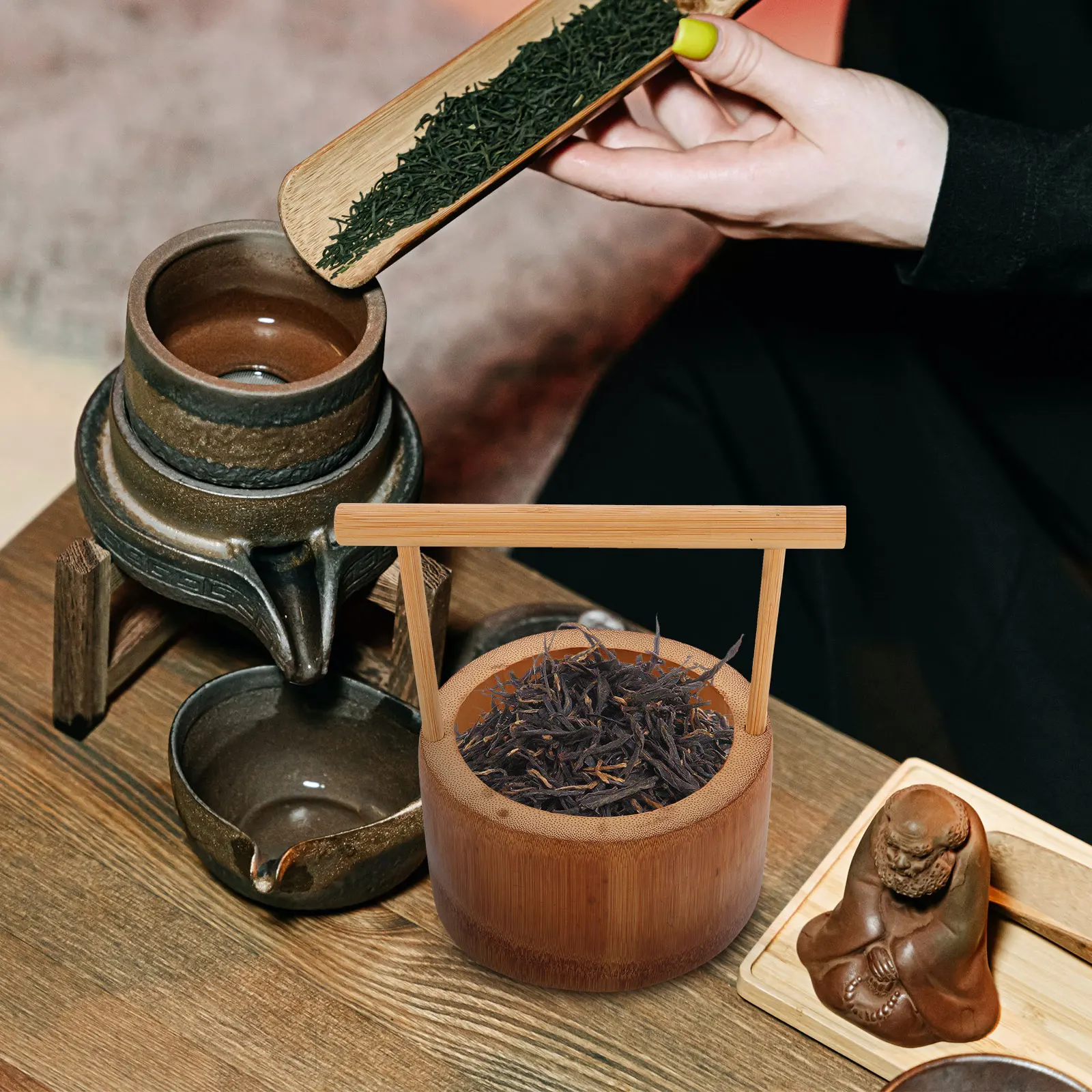 

Delicate Gift Bucket Multi-Use Wrapping Container for Family Dinners Parties Not Easy to Wear Or Tear Handheld Bamboo Bucket