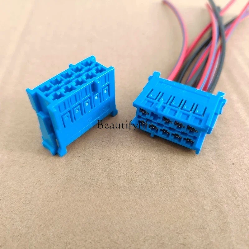 

YJaccessoryYJAutomotive F18 F30 F02 F35 Fuel Pump Control Unit Module Plug