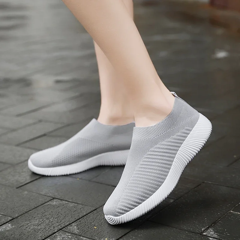 Buty-Zapatos Deportivos de estilo Popular para mujer, zapatillas de diseñador de lujo, con plataforma grande, sin cordones, estilo Rock, tenis, 2024