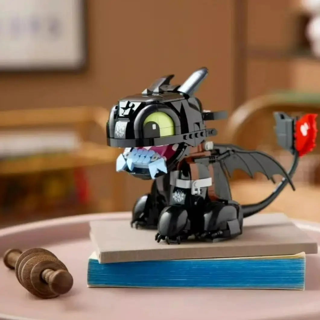 LEGO, klocki konstrukcyjne ®   Ikony Jak wytresować smoka: Bezzębowy 10375 Projekt budowy modelu dla dorosłych i fanów filmów Prezent urodzinowy 784 elementy