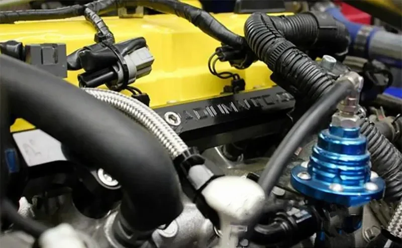 調整可能な燃料圧力レギュレータ ゲージキット付き アルミニウム車両再取り付け燃料スーパーチャージャー調整バルブ FPR-1002