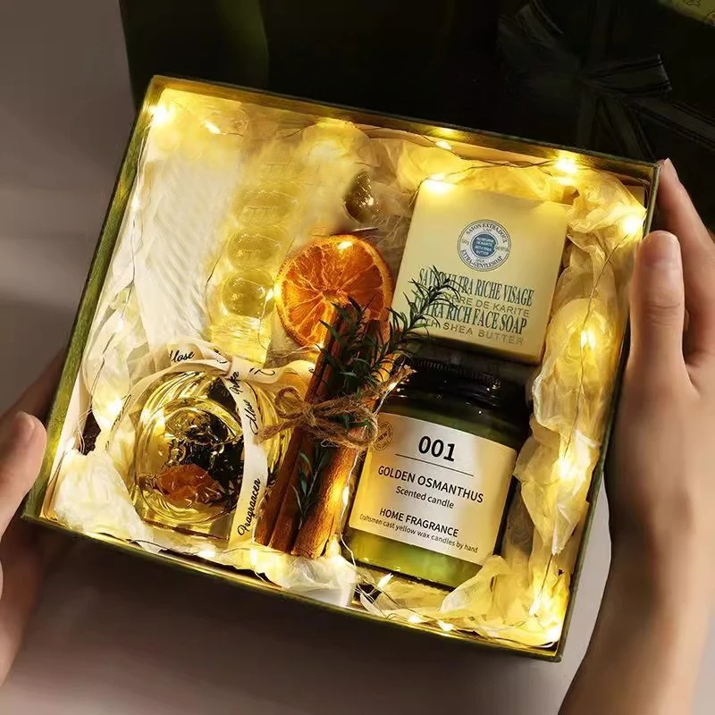 

Matarile Plant Essential Oil Aromatherapy Set Candle Fragrance Gift Box Set Perfume Regalar Navidad Bougie Noel Decoration