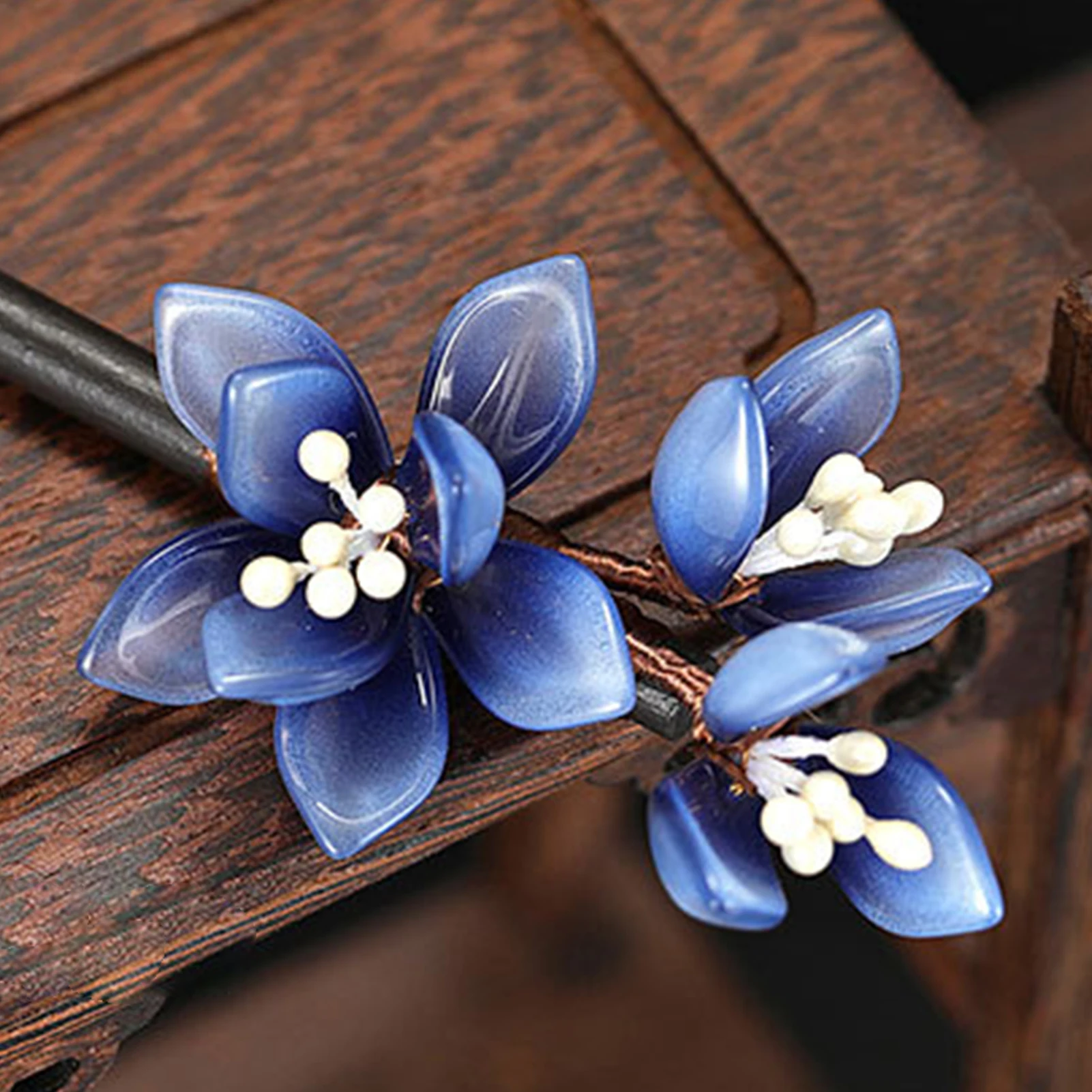 Bastoncini per capelli in legno Forchette Sfumatura di colore blu Disegni di fiori Bacchette cinesi retrò Stile Forcine Clip laterali Copricapo da donna