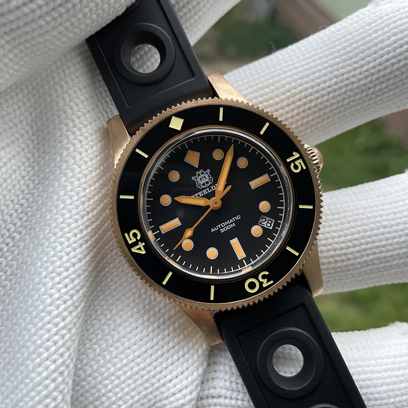 

STEELDIVE Mens Automatic Watches 41MM Bronze Diver Mechanical Watch 300m Waterproof Wristwatch C3 Luminous Sapphire Mirror NH35