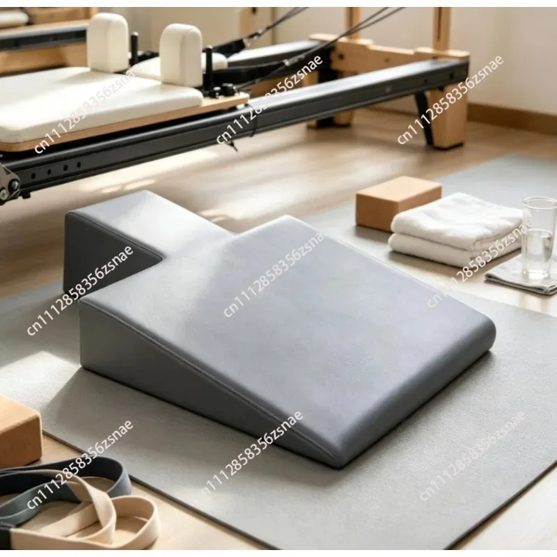 Factory Direct Leather Pregnancy Wedge Pillow, Pregnant Women Support Cushion for Pilates Reformer