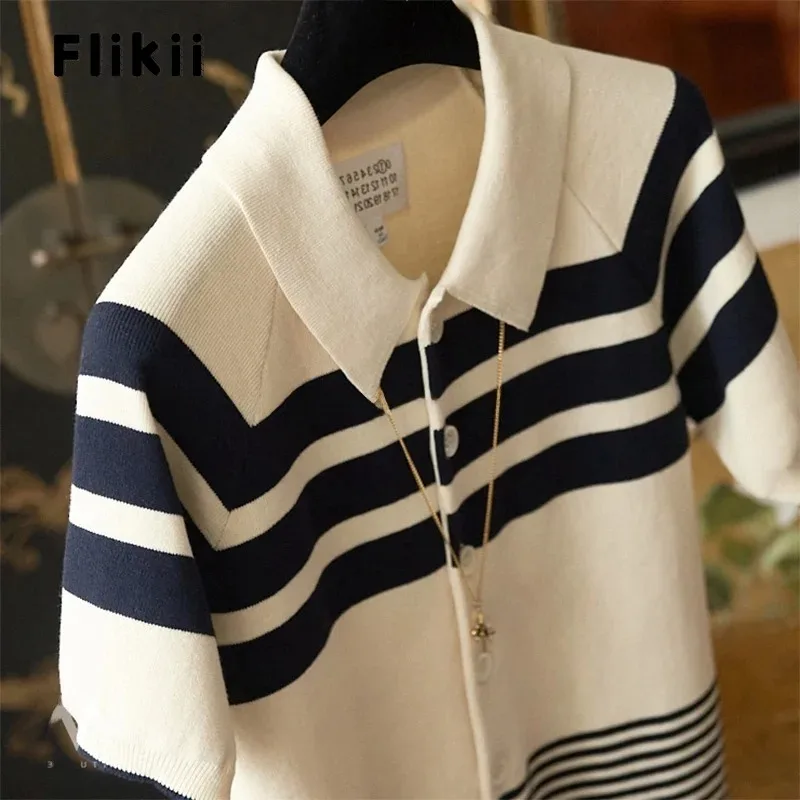 

Лето 2025 г., женский повседневный вязаный свитер с отложным воротником и короткими рукавами, топ для офиса, женский стиль, тонкие пуловеры в полоску с принтом
