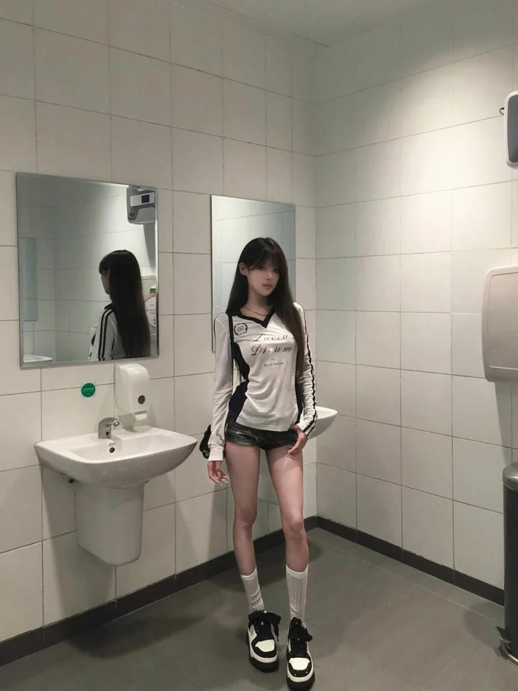 Cseta Fena de Manga Longa com Decote em V trada Estilo Americano Ajustada para o Verão Moda Casual