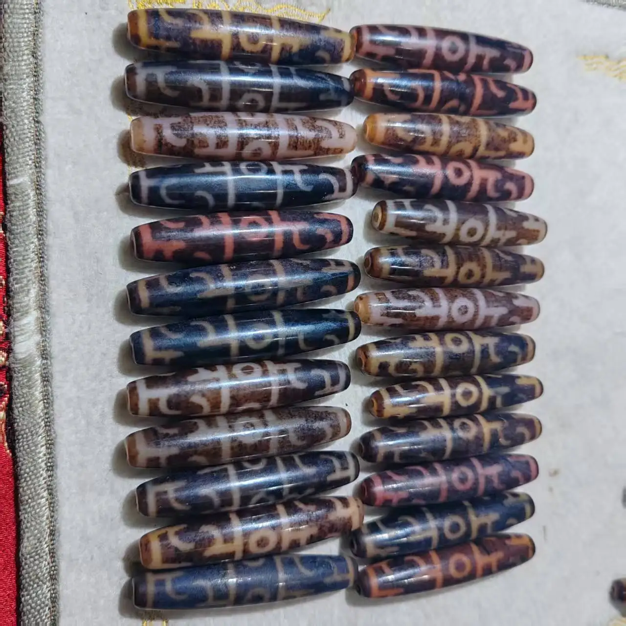 

1 шт./лот ювелирные изделия свободные тибетские бусины Qugong Snowland dzi из натурального агата DIY подвески для изготовления ювелирных изделий подарок овальный этнический стиль