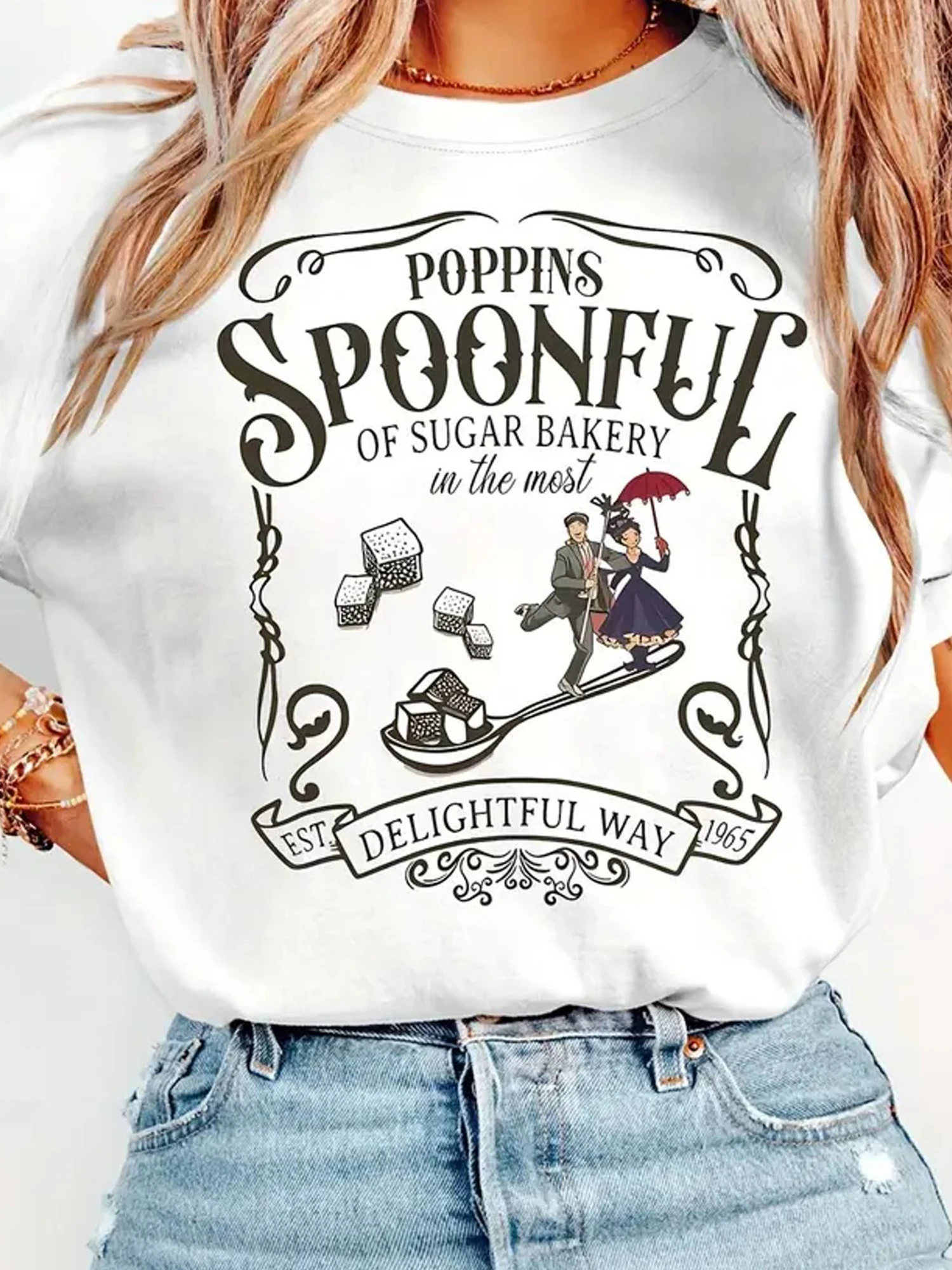 

1pc Disney Women'S Mary Poppins "A Spoonful of Sugar" Graphic T-Shirt - Vintage Movie Tee with Poppins Design, Non-Transparent