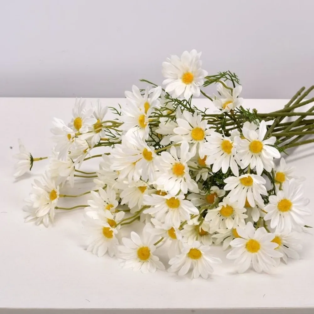 

10pcs Artificial White Daisy Flowers Small 5 Head Artificial Daisies Long Branch Fade-Resistant Silk Fake Flower Bouquet