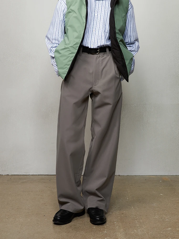 

Supertofu Loose Straight Leg Outdoor Nylon Trousers Bean Paste een ey Casual Pants for Men All Seasons Comfortable Fit