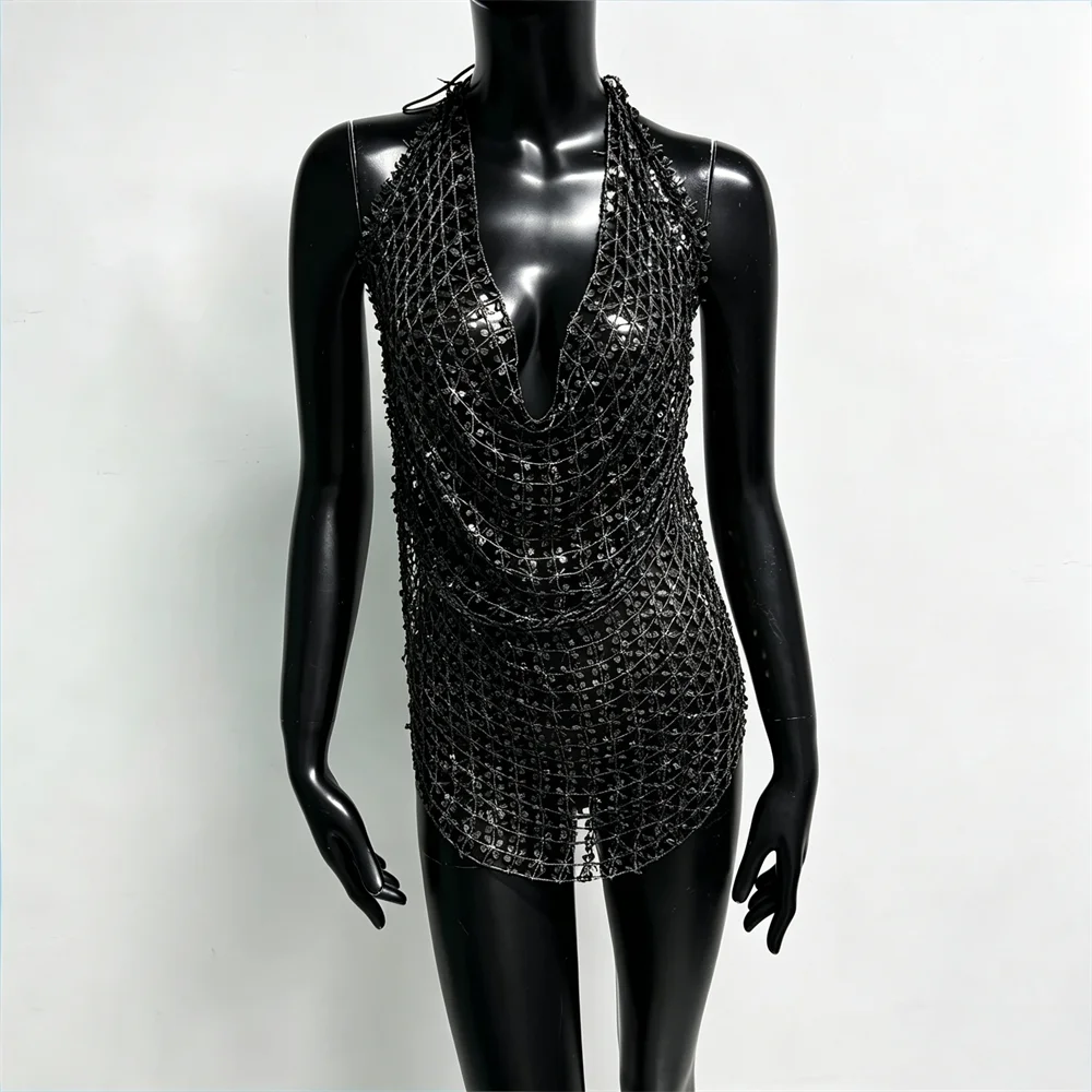 Damen Glänzendes Acryl-Pailletten-Top mit Ausschnitten, Sexy Tiefer V-Ausschnitt, Rückenfreies Neckholder-Oberteil, Durchsichtiges Strand-Party-Top – Detail 15