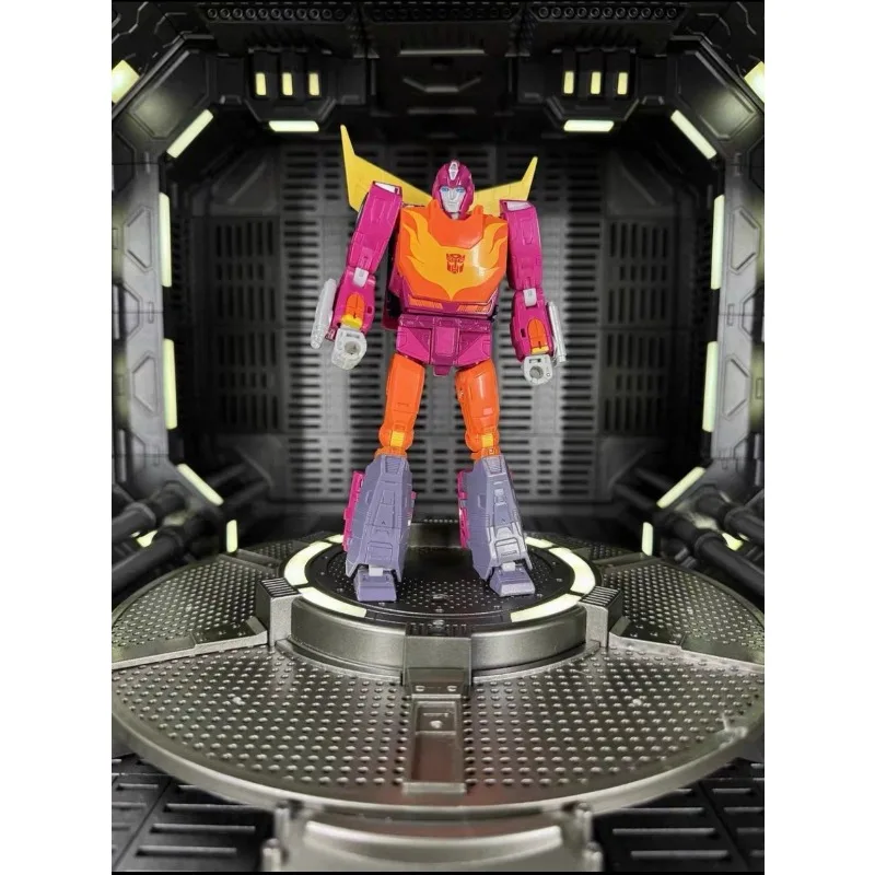 Original Hasbro TRANSFORMERS STUDIO SERIES AUTOBOT HOT ROD Action Figure Model