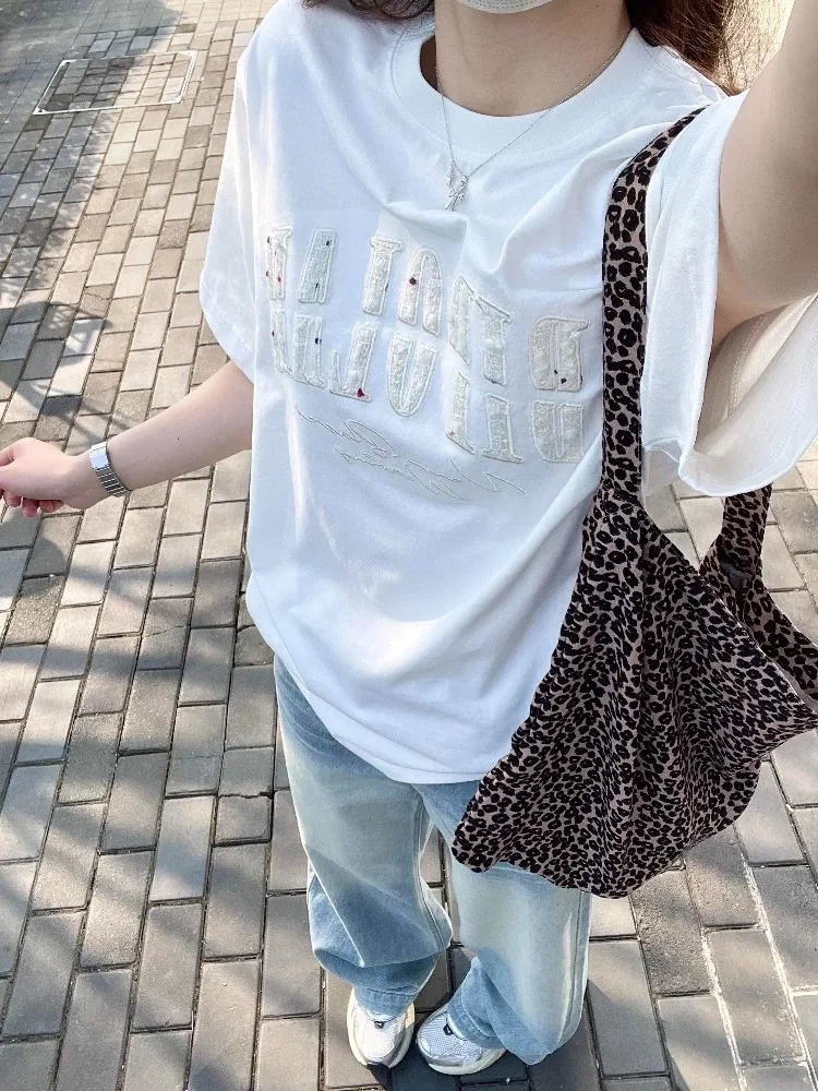 

Футболка из чистого хлопка с вышивкой, белая, свободного кроя, с коротким рукавом, летняя, повседневная, и юбка А-силуэта с высокой талией