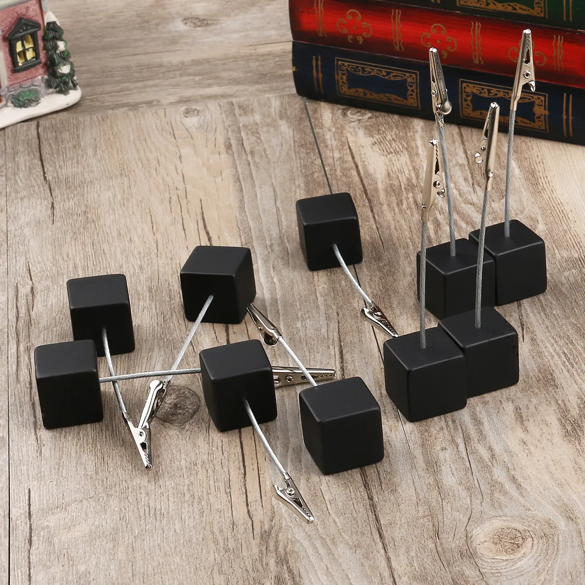 10Pcs Black Crocodile Clip Memo Holder on Transparent Cube .7cm Height 2.4x2.4cm Desktop Note Clip for Small Spaces