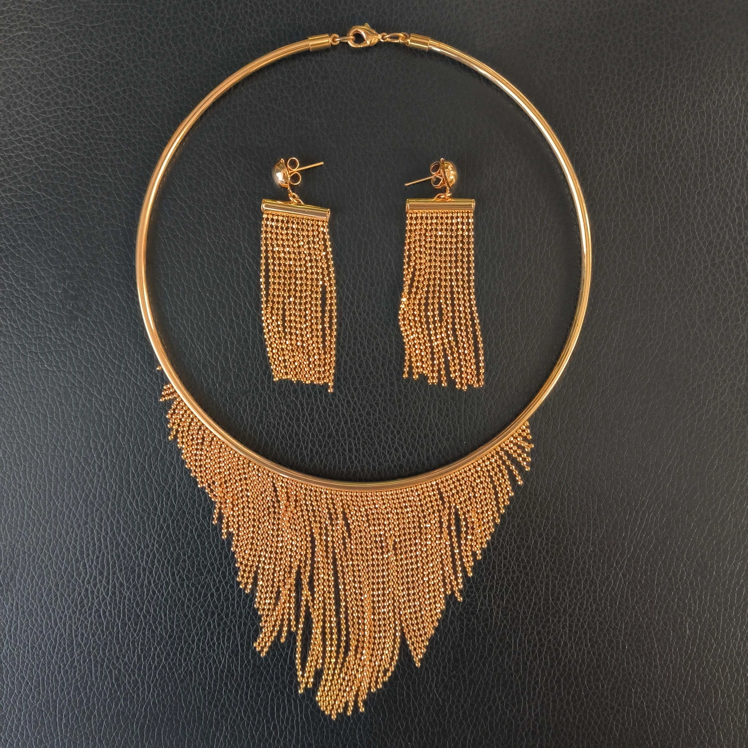 Set di gioielli da donna in due pezzi con nappe, scollo retrò ed elegante, adatto per accessori da festa