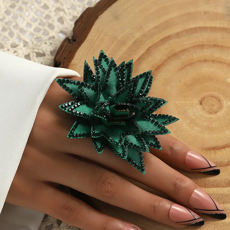 Bohemia Green  Cloth Zircon Lotus Flowers Metal  Exaggerate Ring Beautiful Summer Beach Vacation Jewelry HUANZHI 2023 NEW INS