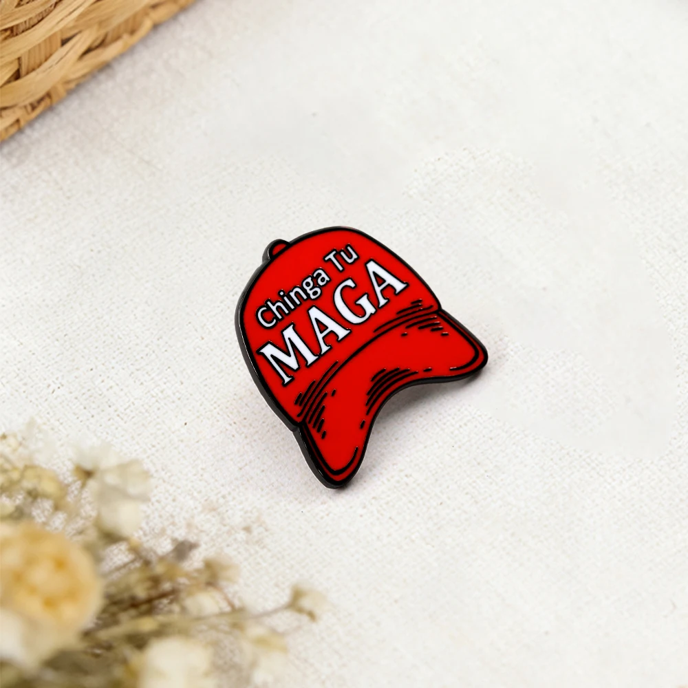 Chinga Tu MAGA Red Hat Emaille-Anstecker Anti-Trump Abzeichen Politische Brosche Rucksack-Dekoration – Detail 8