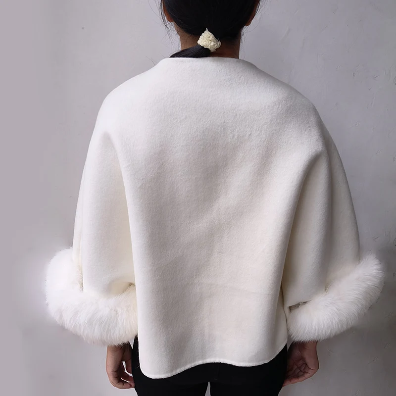 Women Short Wool Coat With Real Fox Fur Cuff Fashion Warm Genuine Wool Female 2024 Wool Shawl Outwear Genuine Fox Fur