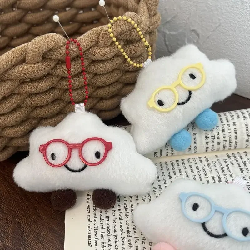 Porte-clés de lunettes en peluche de dessin animé mignon, nuages, décoration suspendue pour sac de voiture, sac à dos, pendentif moelleux, ornements, cadeaux de Couple