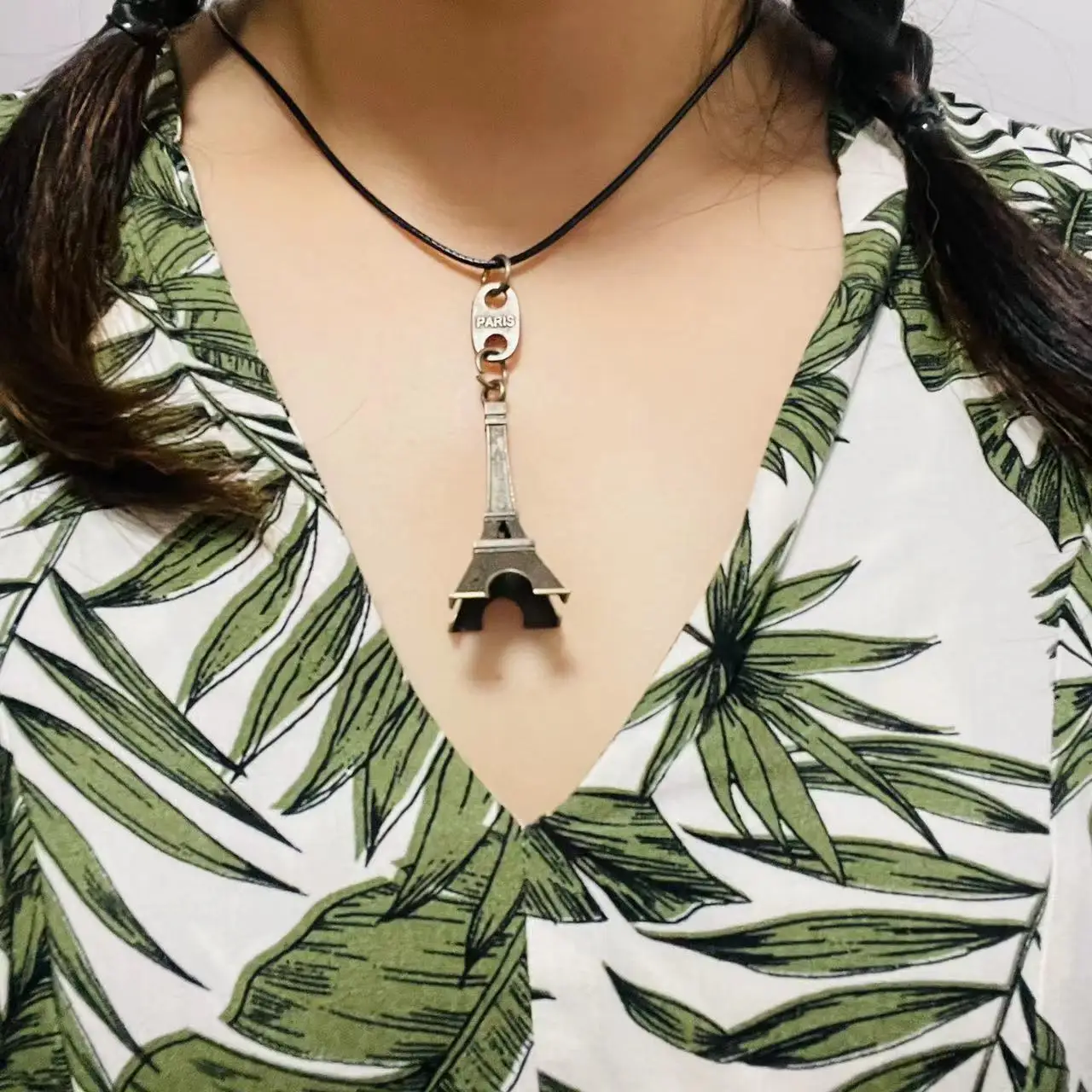 Eiffelturm Paris Tower Halskette Mode Anhänger Krawatte Box 2-teiliges Set Halloween Weihnachten Neujahr Kind Geburtstagsgeschenk