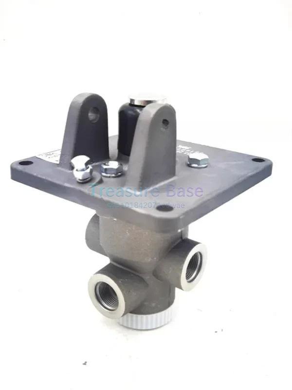 

926/928/930/936 small forklift small loader accessories air brake master cylinder air brake valve brake master cylinder
