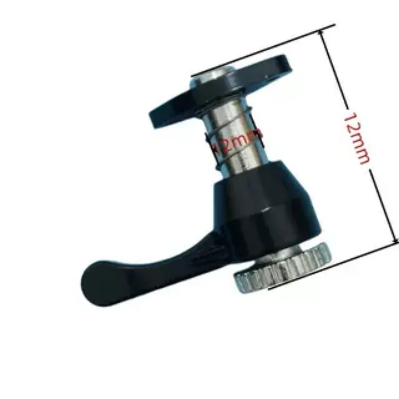 

Translation: "LED display screen quick lock casting aluminum box splicing lock beauty innovation spring lock buckle lock edge lo