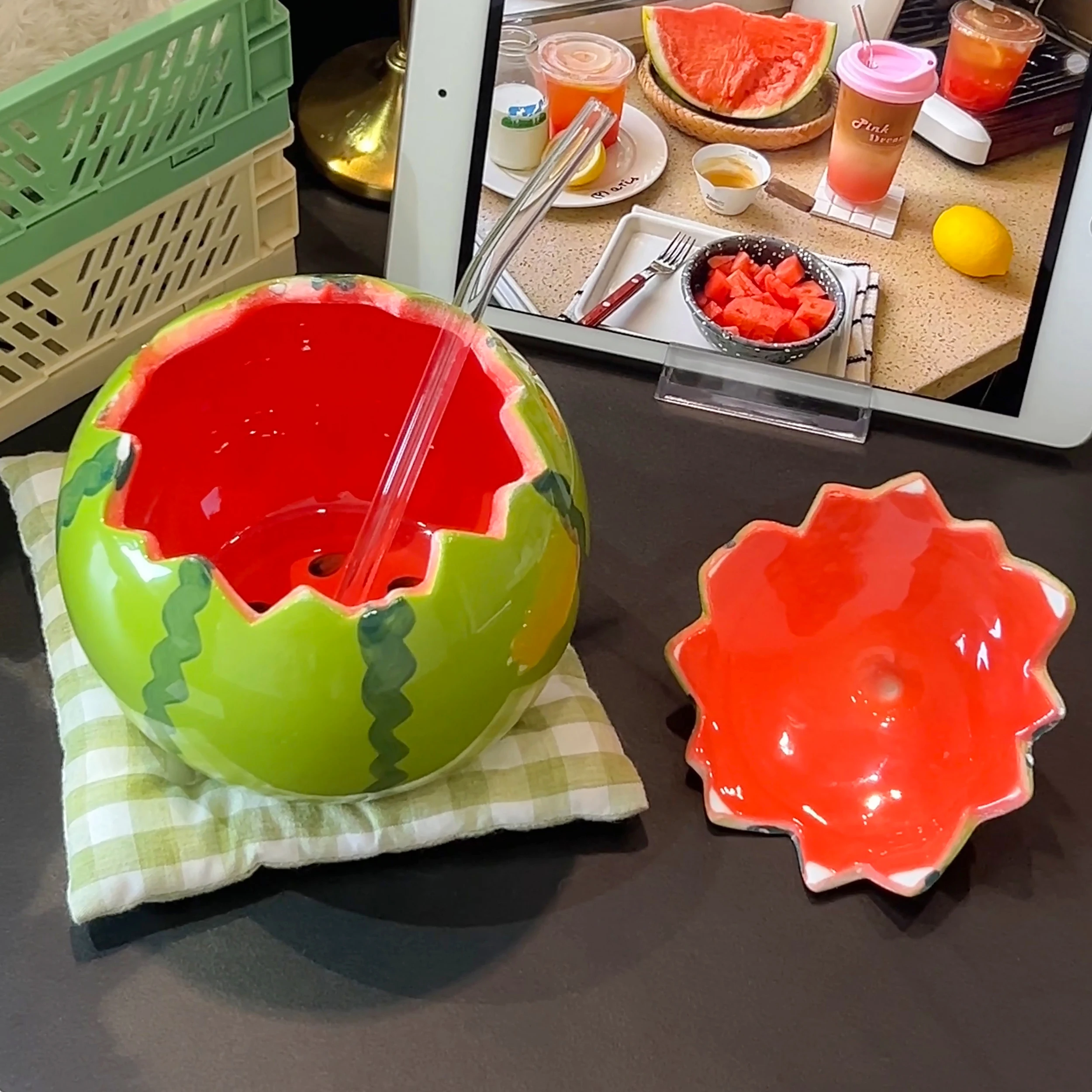 Weird ceramic watermelon bowl Cute dormitory student high-value watermelon cup with lid