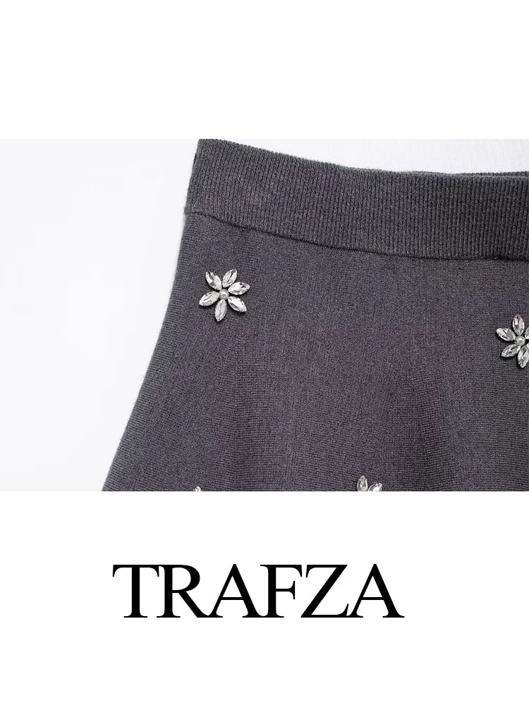 TRAFZA Summer Woman Fashion Casual High Waist Skirt Women Jewelry Decorate Grey Elastic Waist Knitted Slim Mini Skirt Mujer