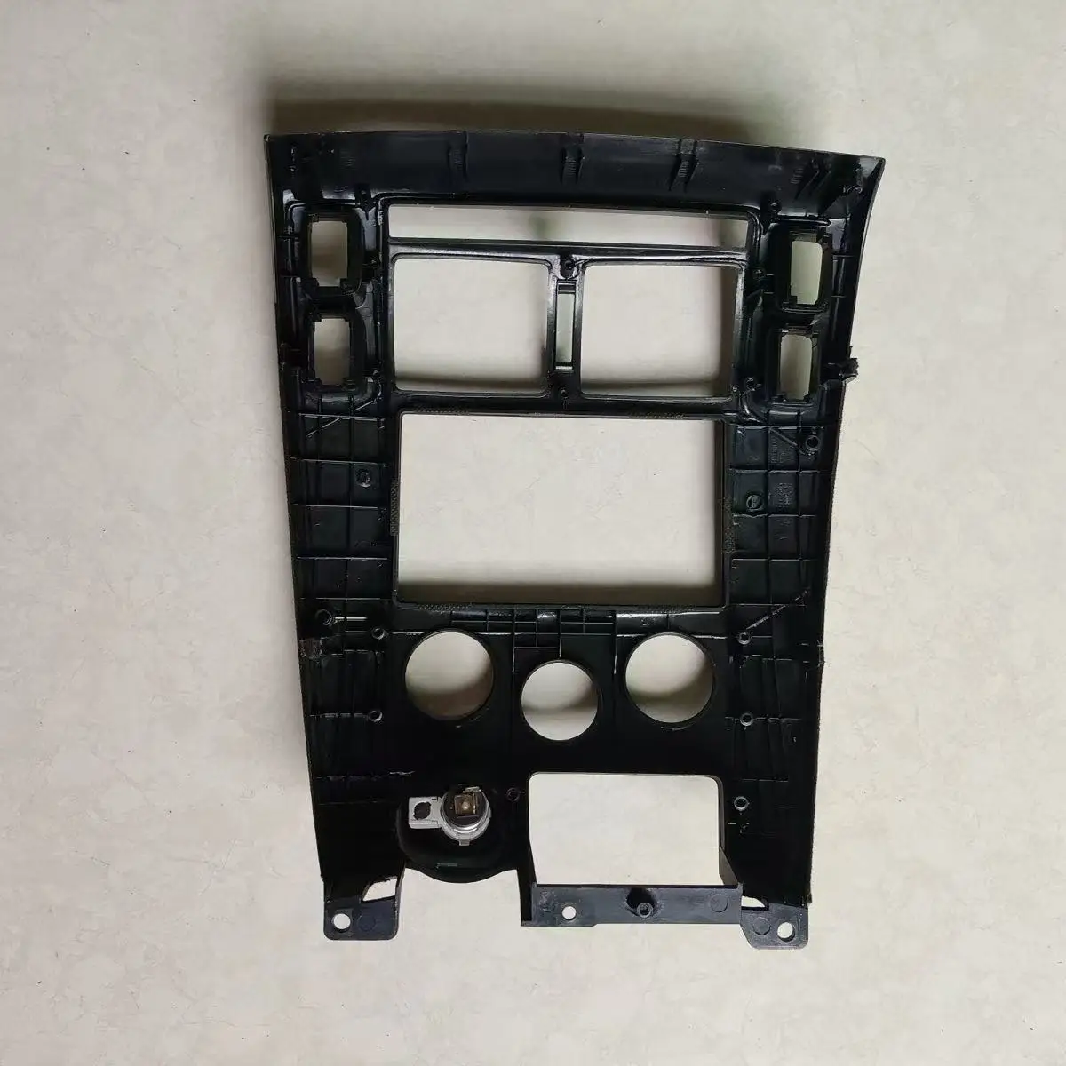 WQLSK Original car silvery panel frame central control CD frame for  Hyundai Tucson 2006-2013 Not brand new