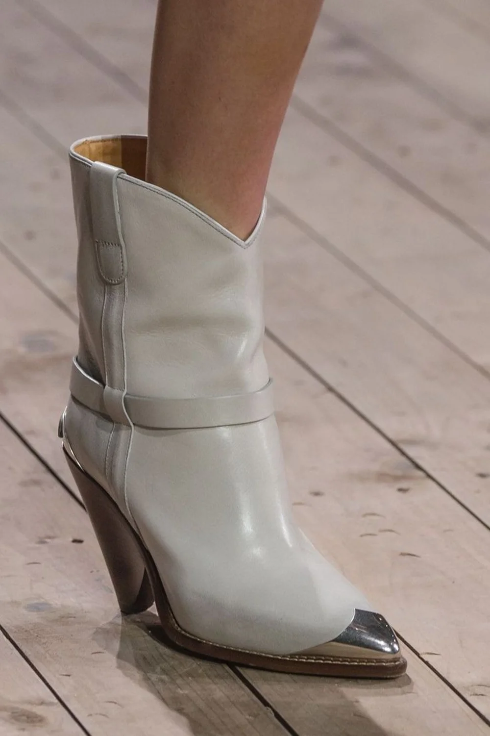 Red Western Cowboy Ankle Boots Smooth Leather Metal Tip Point Toe Chunky Wood Heel Ankle Strap for Casual