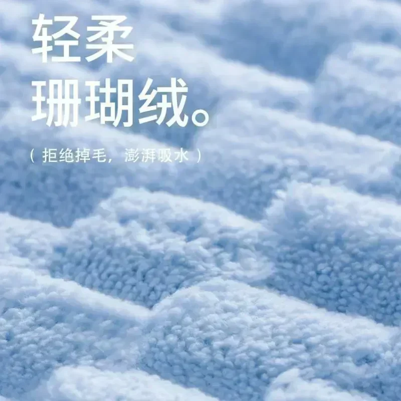 Super Soft and absorbs water and dries quickly, It is softer than pure cotton and the towel、bath towel and hair dryer
