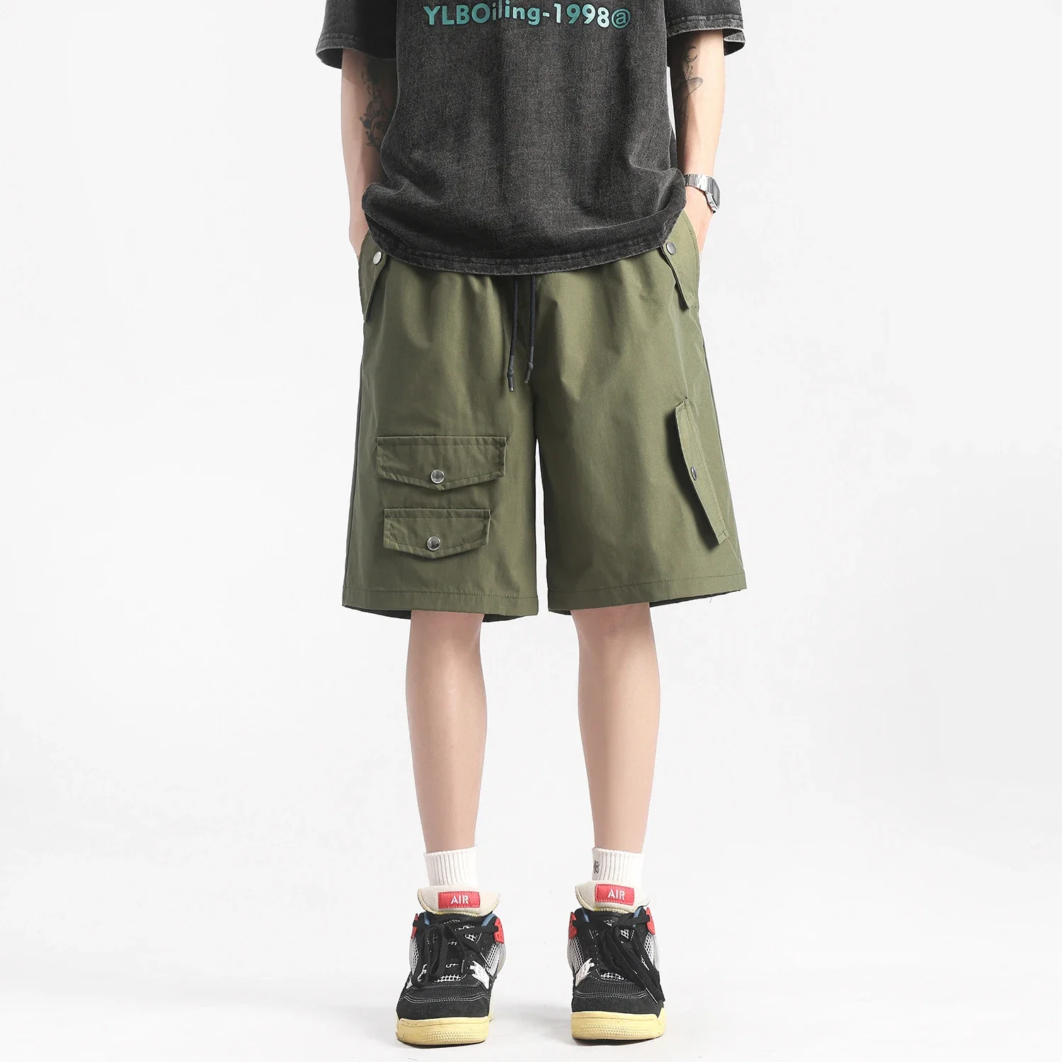 

Summer Korean Hip Hop Baggy Shorts For Men Clothing Streetwear Khaki Oversize Cargo Shorts Kpop Big Pocket Basketball Pants Male