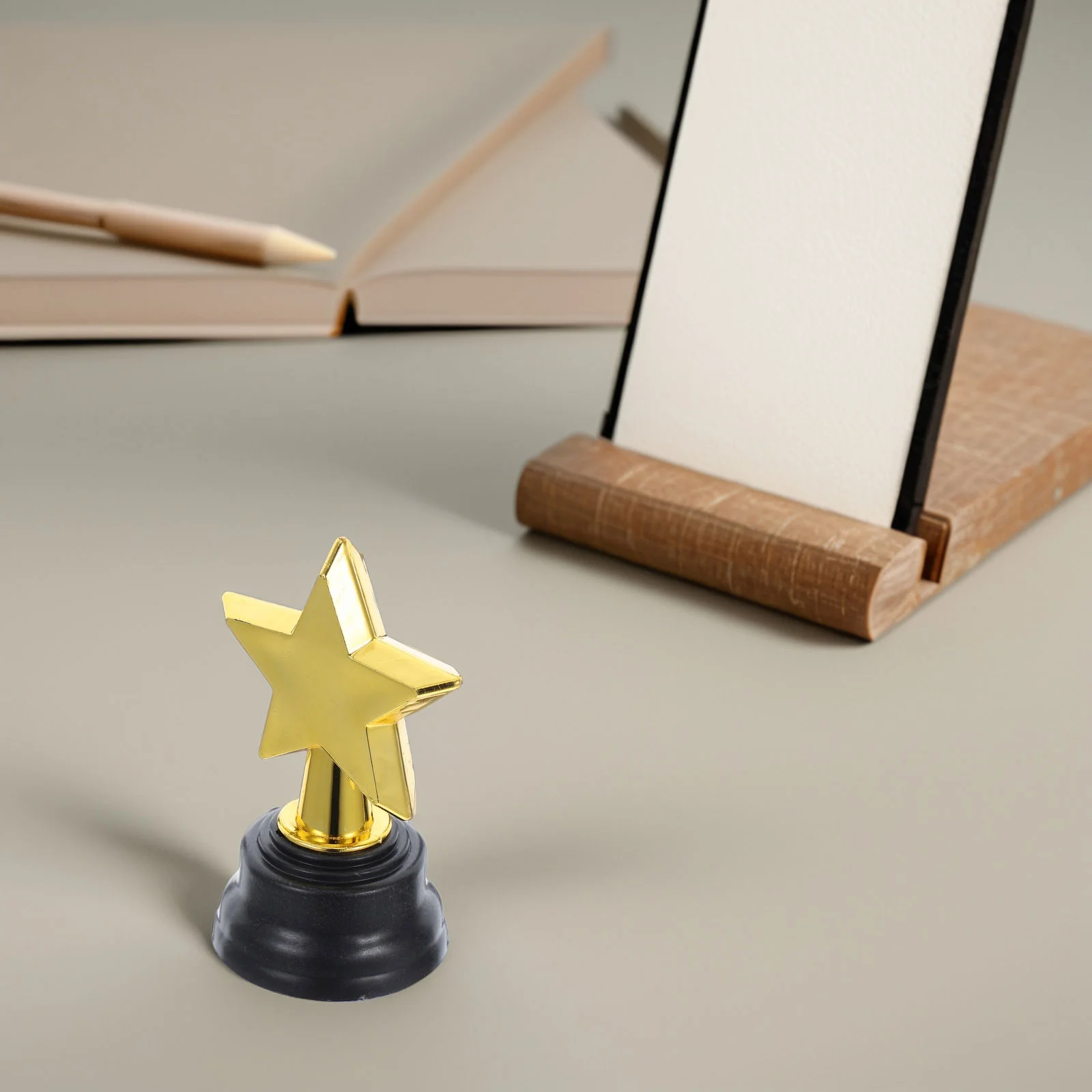 

6 Pcs Children's Toys Five-pointed Star Trophy Funny Plastic Trophies Small Award Golden Cups for Kids Party Participation