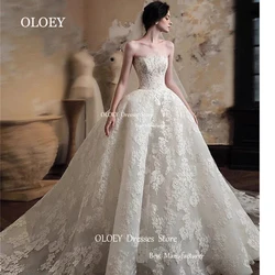 OLOEY Exquisite Ivory Strapless Wedding Dresses Sweep Train Floor Length Bride Gowns Flower Lace Robe de mariage Corset Zip Back