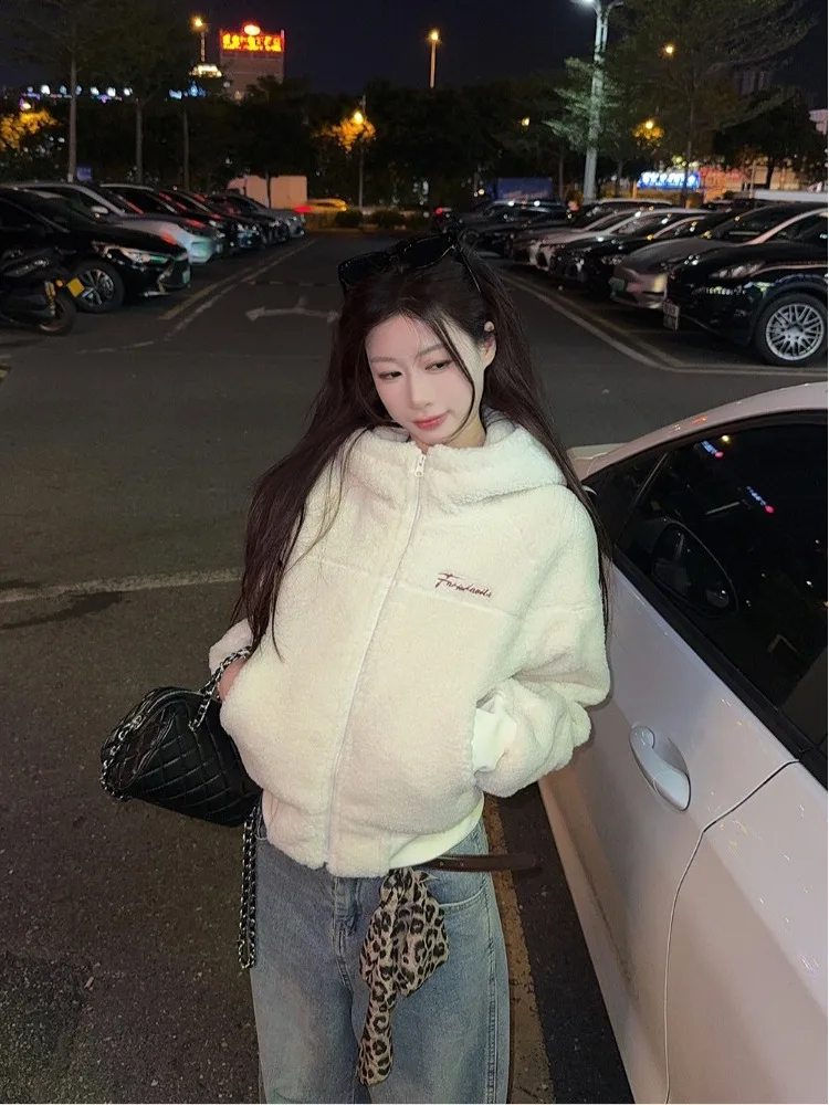 Damska zimowa ciepła kurtka z kapturem na zamek błyskawiczny, z białego aksamitu jagnięcego, uniwersalna, przeciwstarzeniowa, codzienna, do pracy.