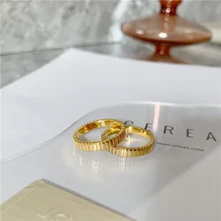 Waterproof Simple Gear Shape Woman Man Stainless Steel Fashion Personality Golden Color Baroque Engagement Rings 2024
