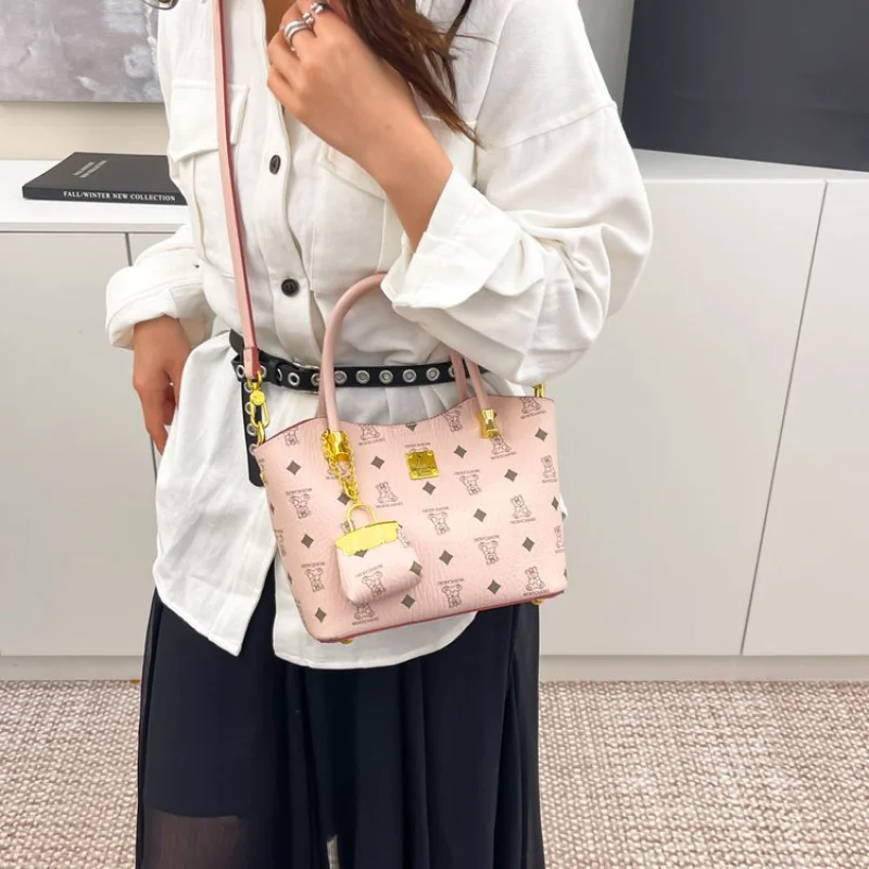 حقائب يد كلاسيكية للسيدات من المصمم الشهير، جزء خارجي أنيق من الجلد، مثالي للمكتب أو