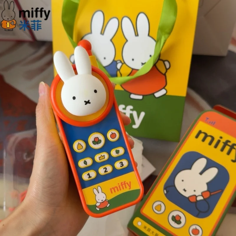 

Miffy Mobile Phone Cute And Retro Brick-Style Portable Mini Wireless Bluetooth Speaker Recordable Collectible Series Gift