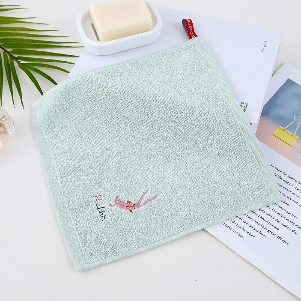 

Cute 25x25cm Small Square Towel Cotton Cartoon Wash Face Towel Animal Embroidered Super Absorbent Fingertip Towels